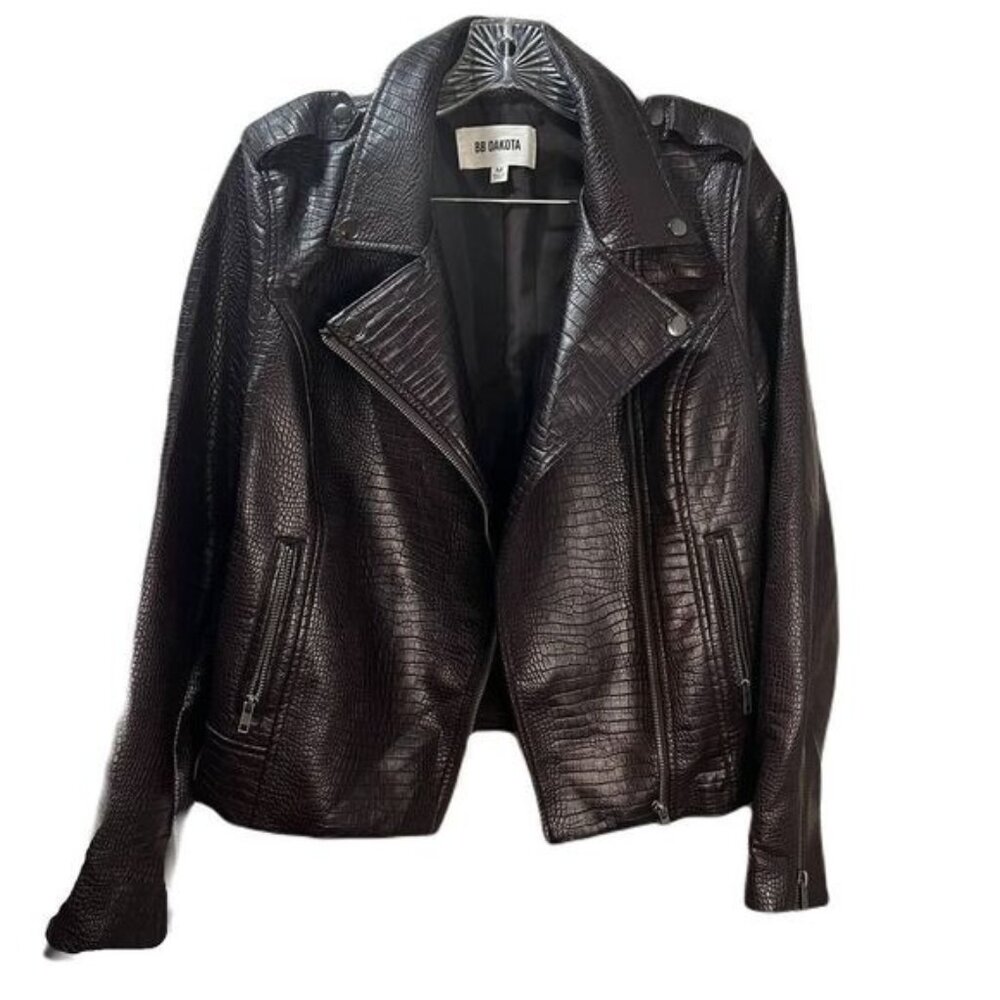 BB DAKOTA Women's Embossed Leather‎ Moto Jacket Medium